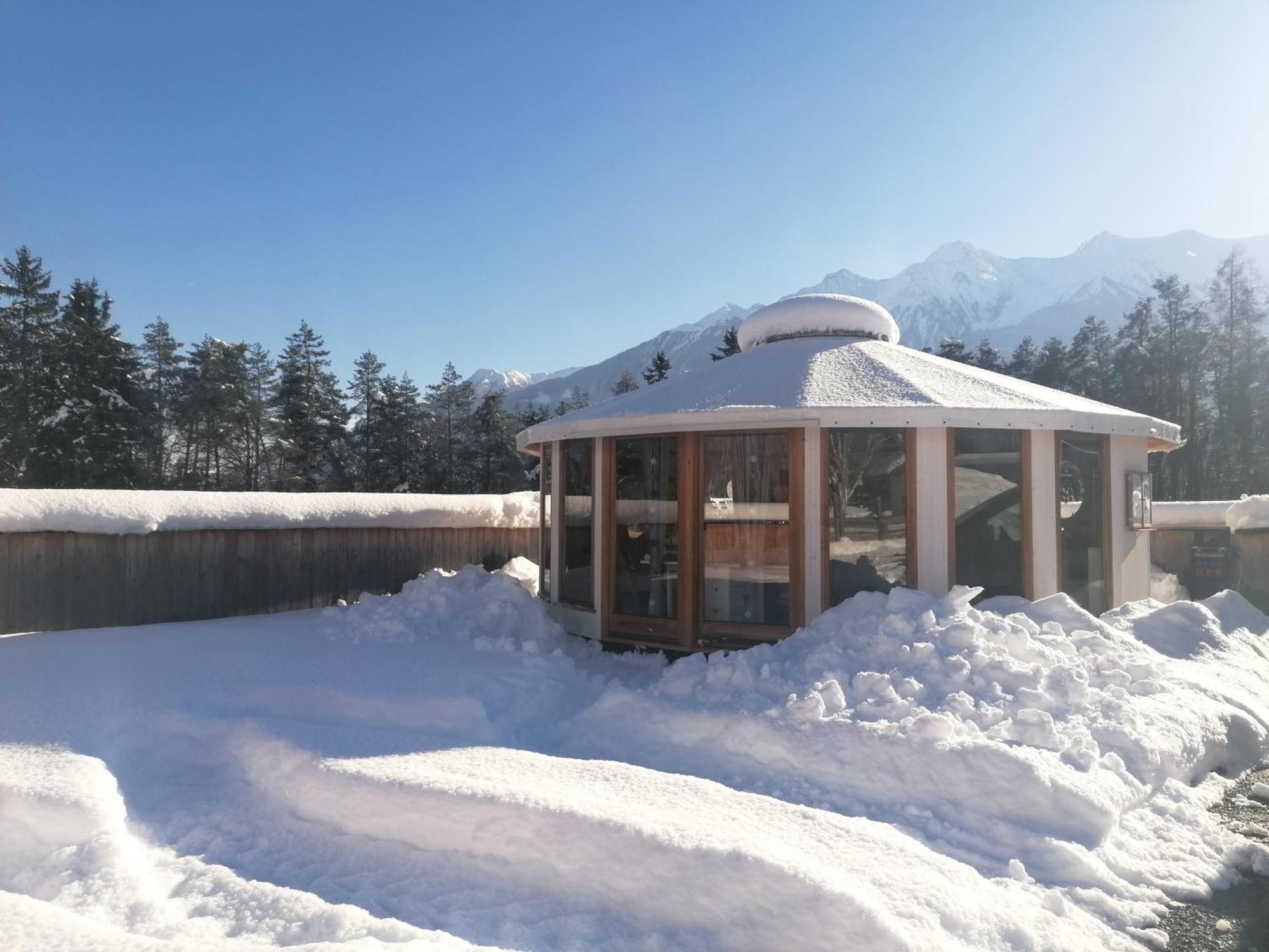 Gerhardhof - Zimmer Glamping Camping Wildermieming Exterior photo